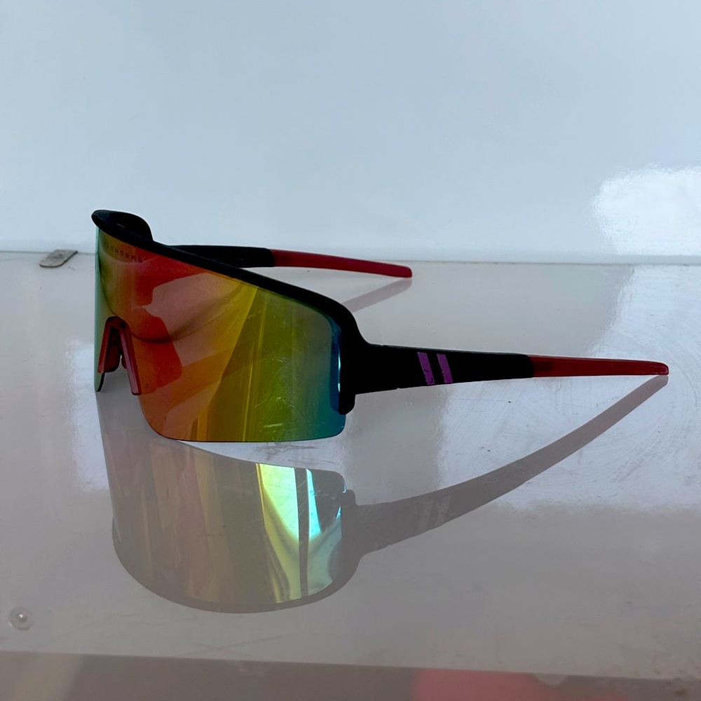 Miss Hannah Blender wrap around glasses